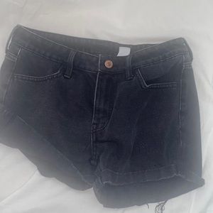 Cuffed H and M shorts.